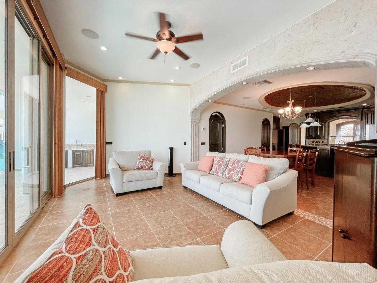 Two-Bedroom Apartment,1183259572:JPEG