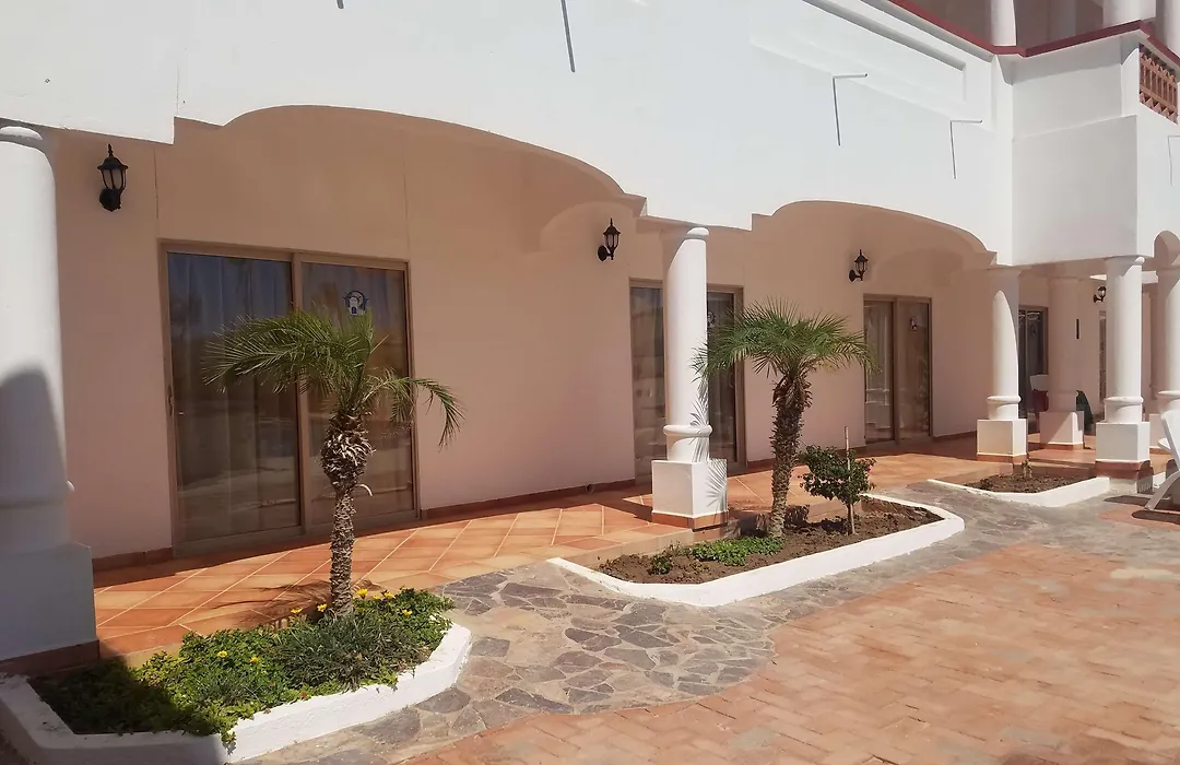 Best Western Laos Mar Hotel & Suites-1